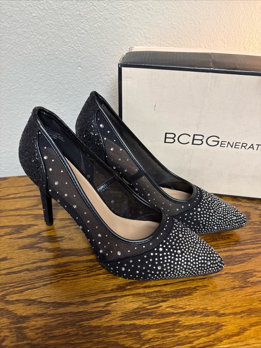 BcbGenerations Hivana Pointed Toe Black Mesh Pumps size 8 1/2 M